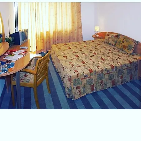 Hotel Wave